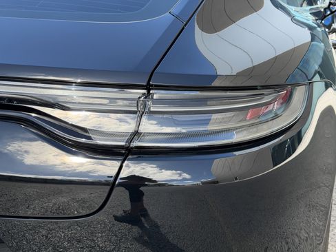 Certified 2023 Porsche Panamera 4S image 13