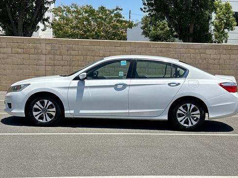 Used 2015 Honda Accord LX image 7
