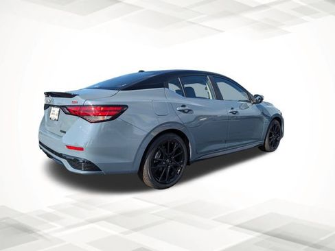New 2025 Nissan Sentra SR w/ Midnight Edition image 4