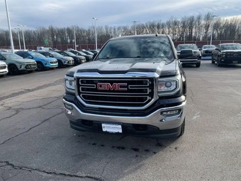 Used 2016 GMC Sierra 1500 SLE w/ SLE Value Package image 3