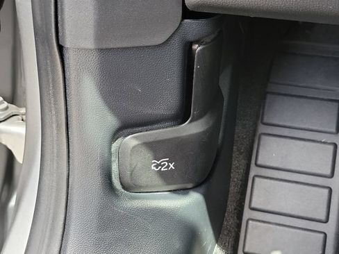 Used 2024 Ford Escape ST-Line AWD/4WD image 13