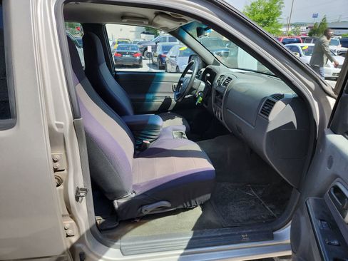 Used 2005 Chevrolet Colorado LS RWD image 21