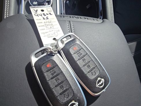 New 2025 Nissan Pathfinder Platinum w/ Lighting Package (N92) image 48