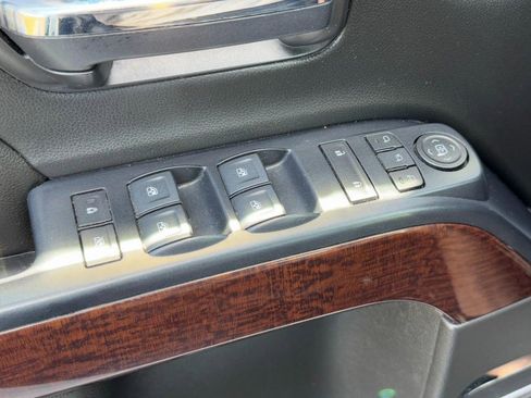 Used 2018 GMC Sierra 1500 SLT w/ SLT Premium Package image 22