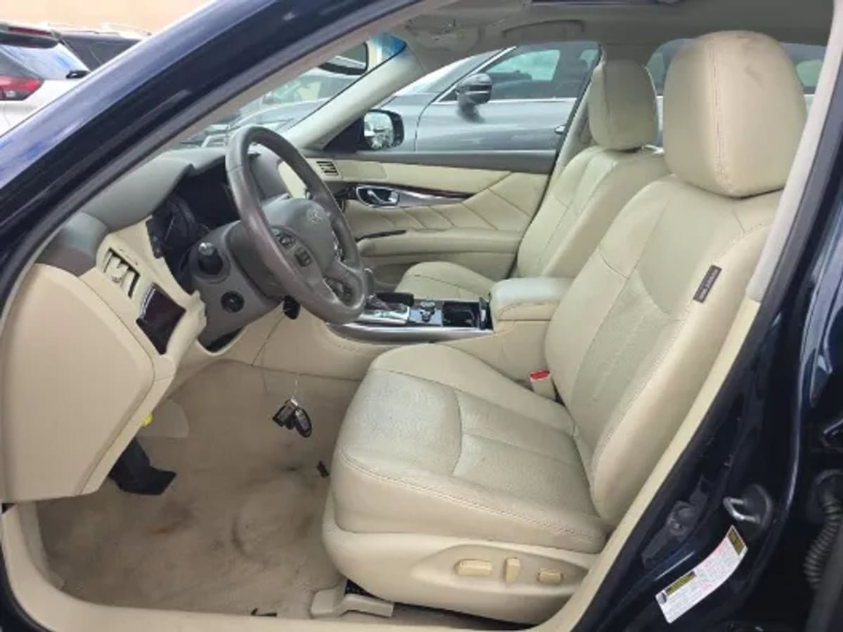 Used 2016 INFINITI Q70 L 5.6 AWD/4WD image 8