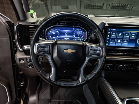 Used 2024 Chevrolet Silverado 3500 LTZ w/ LTZ Plus Package AWD/4WD image 20