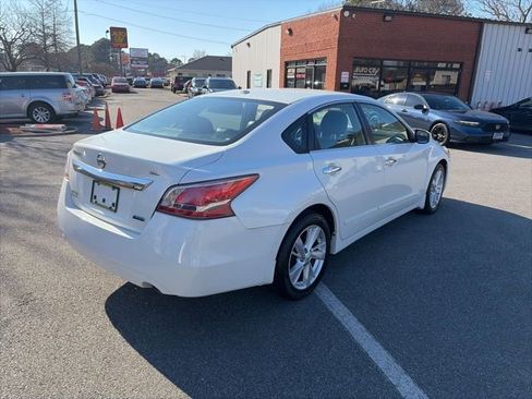 Used 2013 Nissan Altima 2.5 SL w/ 2.5 Moonroof Pkg image 3