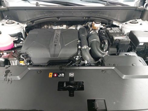 Used 2025 Hyundai Santa Fe SEL image 32