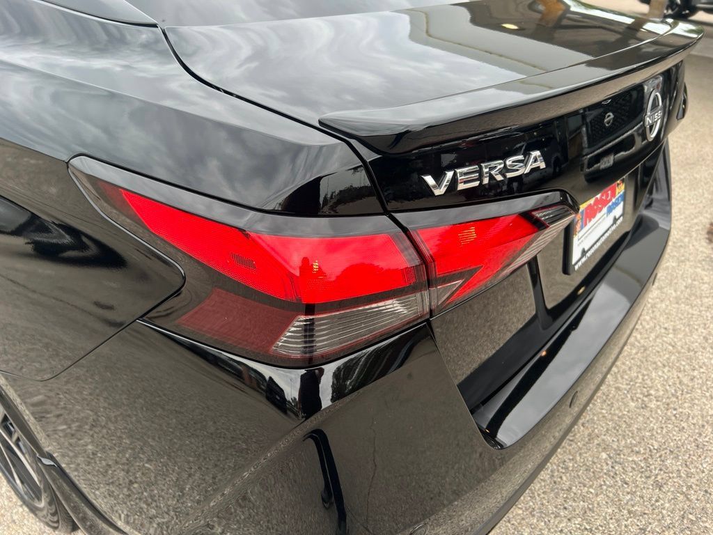 Certified 2025 Nissan Versa SR w/ Trunk Package FWD image 35
