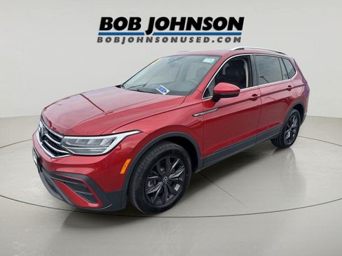 Used 2024 Volkswagen Tiguan SE AWD/4WD image 7