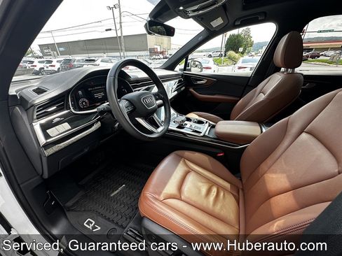 Used 2023 Audi Q7 2.0T Premium w/ Towing Package AWD/4WD image 12
