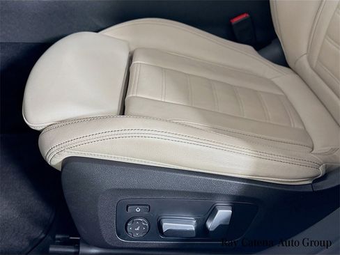 Used 2023 BMW M340i xDrive w/ Premium Package image 19