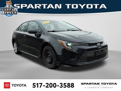 Used 2023 Toyota Corolla LE image 5