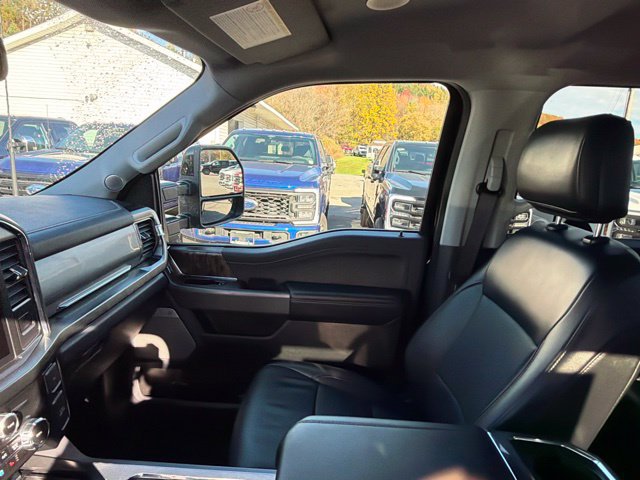 Used 2024 Ford F250 Lariat w/ Lariat Ultimate Package AWD/4WD image 28