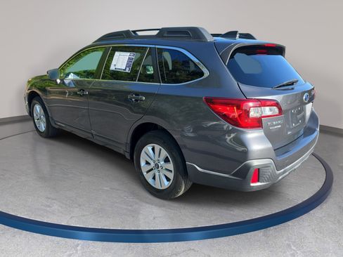 Used 2019 Subaru Outback 2.5i Premium image 7