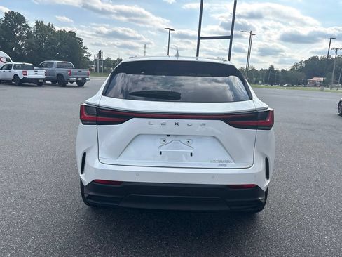 Used 2024 Lexus NX 350h AWD w/ Vision Package image 8