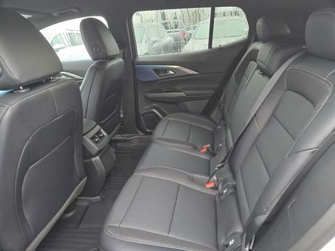 New 2026 Chevrolet Equinox EV LT image 15