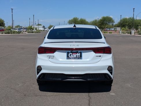 Used 2022 Kia Forte GT-Line FWD image 4