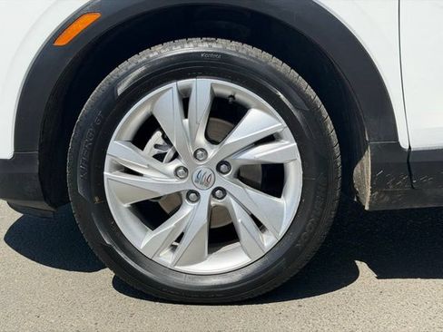 Used 2024 Buick Encore GX Preferred FWD image 11
