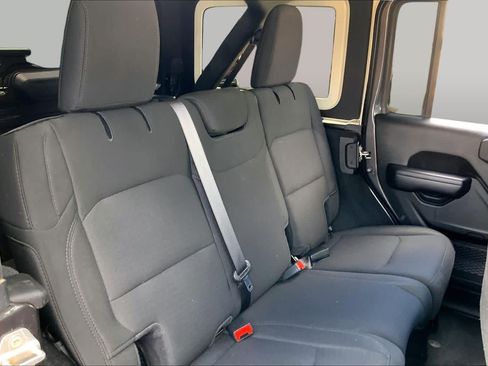 Used 2021 Jeep Wrangler Unlimited Sport AWD/4WD image 19