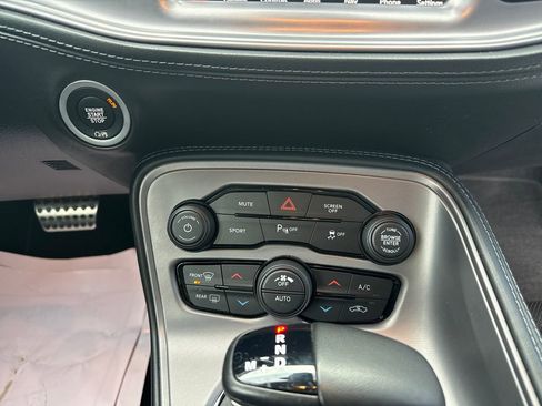 Used 2023 Dodge Challenger SXT w/ Plus Package image 23