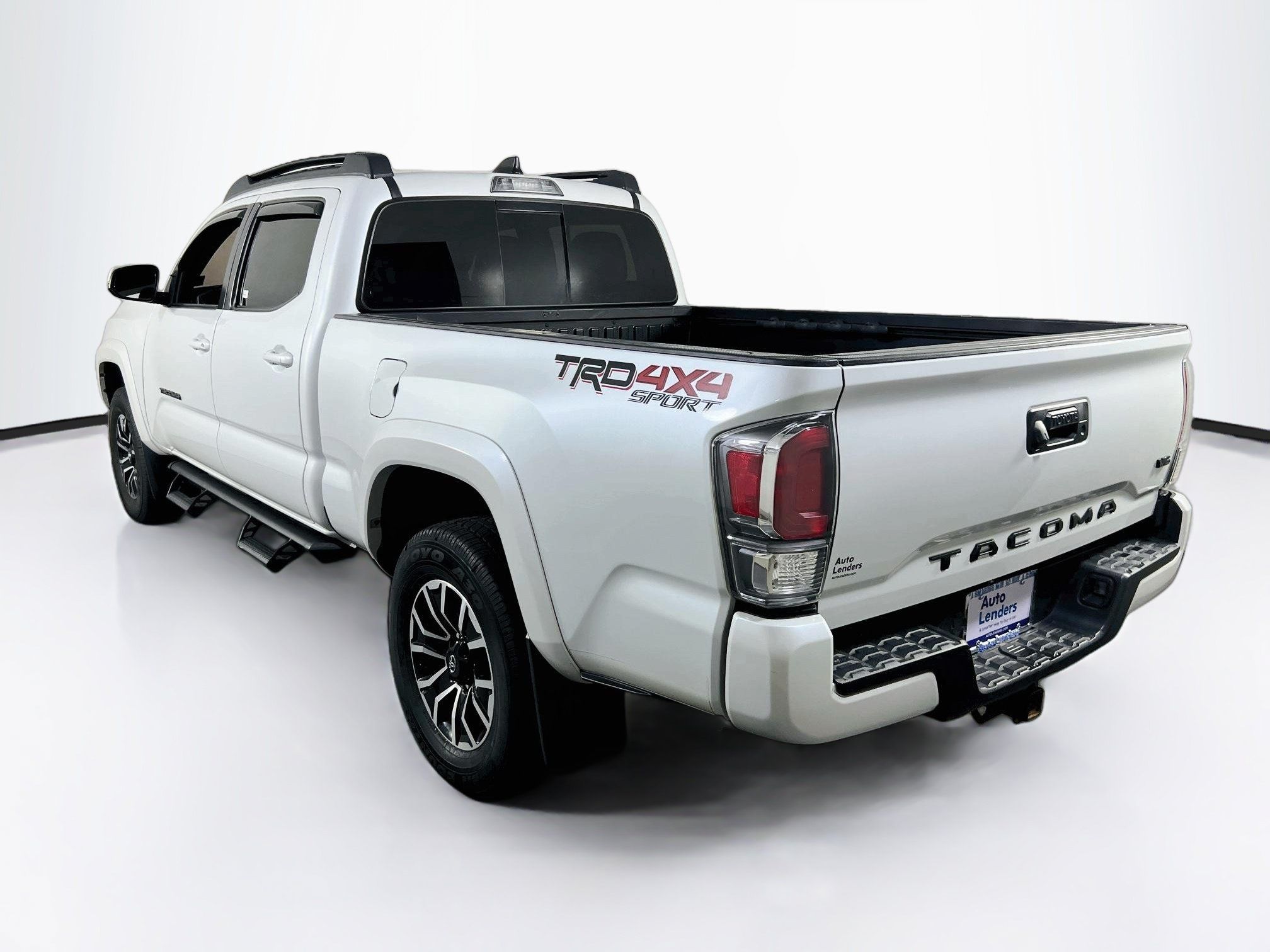 Used 2023 Toyota Tacoma TRD Sport AWD/4WD image 7