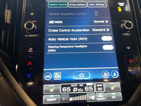 Used 2025 Subaru Ascent Bronze Edition AWD/4WD image 14