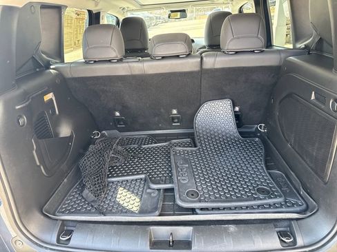 Used 2023 Jeep Renegade Trailhawk w/ Sun/Sound Group image 17