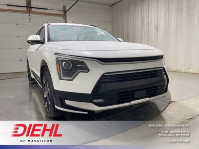 Used 2024 Kia Niro EX Touring