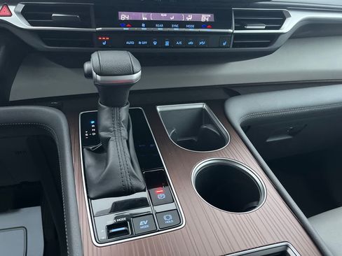 Certified 2023 Toyota Sienna XLE image 20