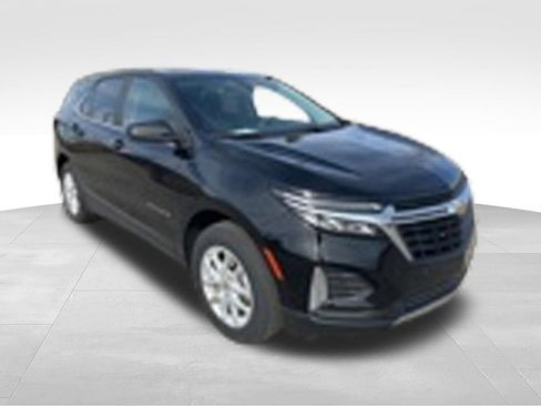 Used 2024 Chevrolet Equinox LT w/ LPO, Floor Liner Package AWD/4WD image 29