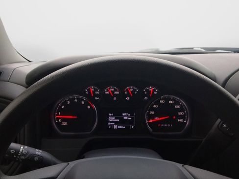 Used 2024 Chevrolet Silverado 2500 Custom w/ Custom Value Package image 6