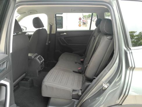 Used 2022 Volkswagen Tiguan S image 16