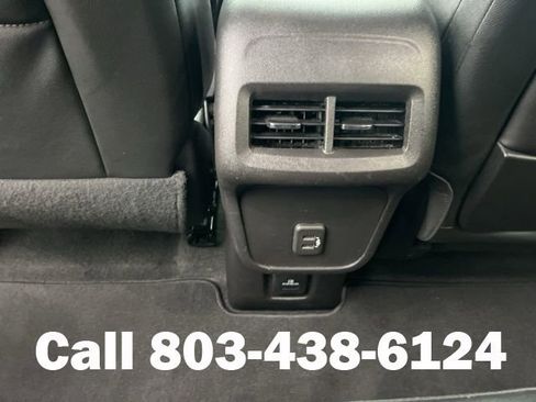 Used 2024 GMC Terrain SLT FWD image 14
