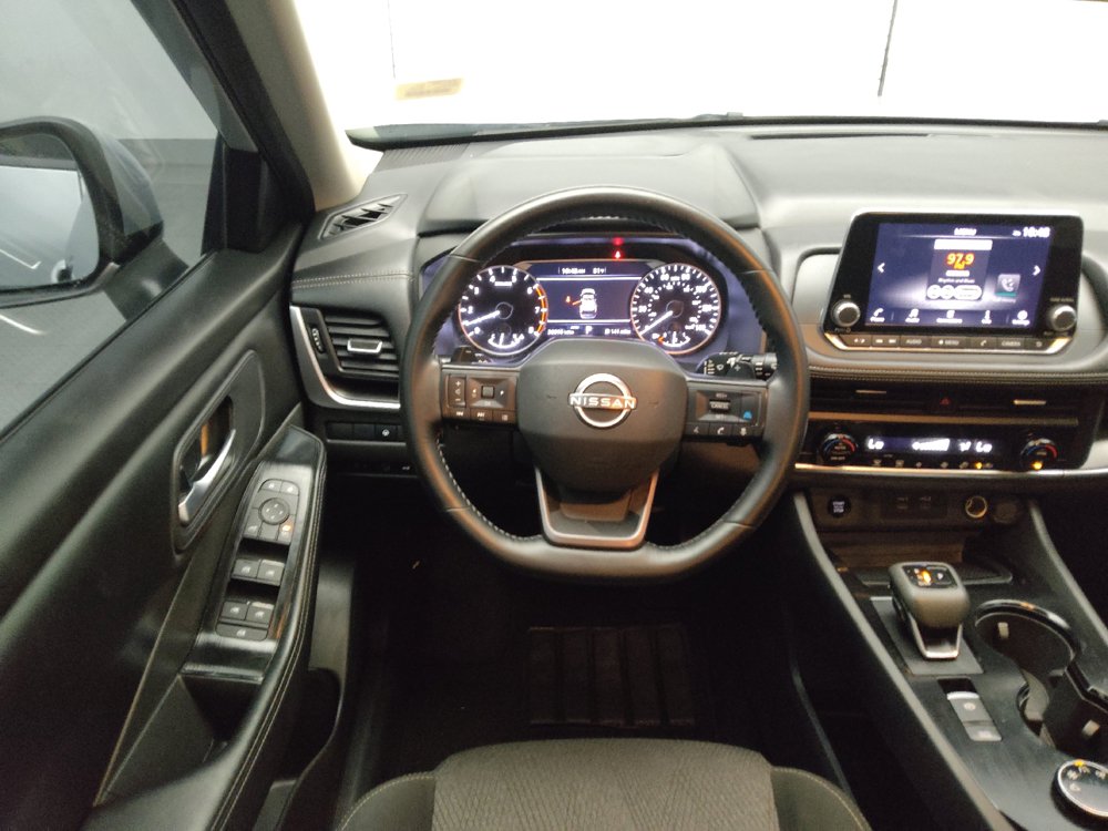 Used 2025 Nissan Rogue SV AWD/4WD image 22