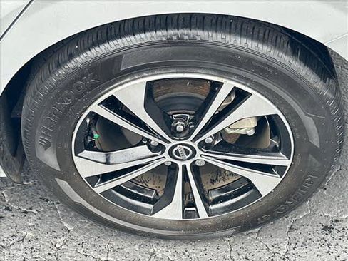 Used 2022 Nissan Sentra SV w/ Trunk Package FWD image 24