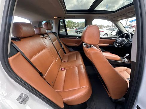 Used 2015 BMW X3 sDrive28i RWD image 17