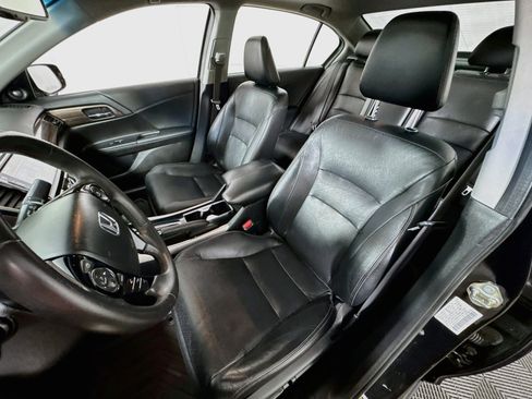 Used 2017 Honda Accord EX-L image 13