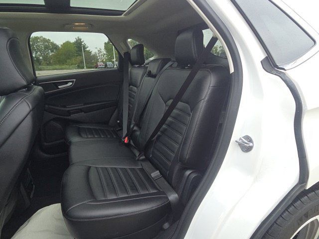 Used 2023 Ford Edge SEL w/ Convenience Package AWD/4WD image 16
