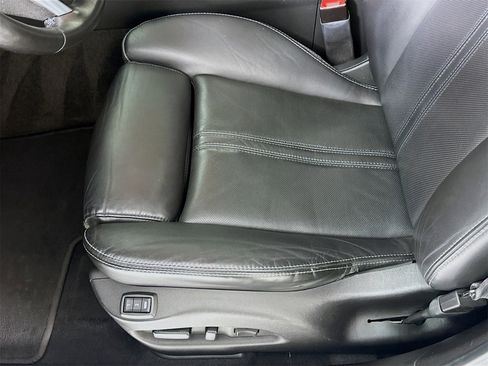 Used 2016 Cadillac SRX Luxury image 19