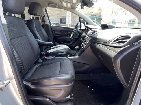 Used 2016 Buick Encore FWD image 25