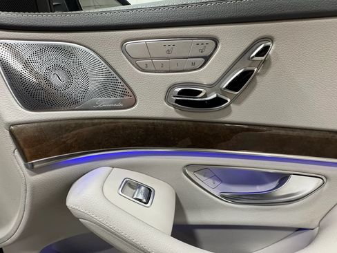 Used 2016 Mercedes-Benz S 550 4MATIC Sedan image 30