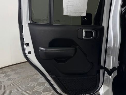 Used 2019 Jeep Wrangler Unlimited Sport S AWD/4WD image 27