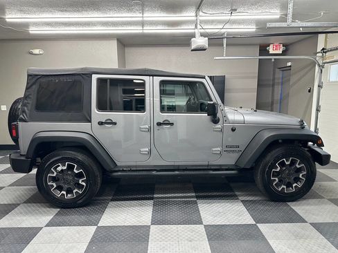 Used 2015 Jeep Wrangler Unlimited Sport w/ Quick Order Package 24S image 6