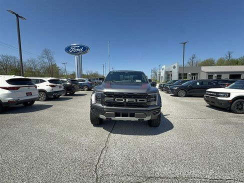Used 2024 Ford F150 Raptor AWD/4WD image 9