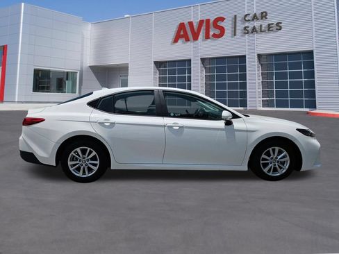 Used 2025 Toyota Camry LE FWD image 7