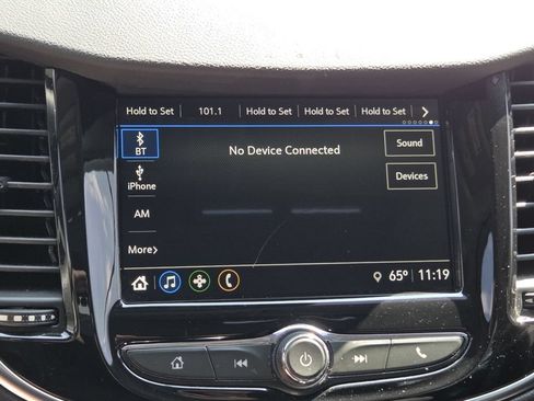 Used 2018 Chevrolet Trax Premier FWD image 8