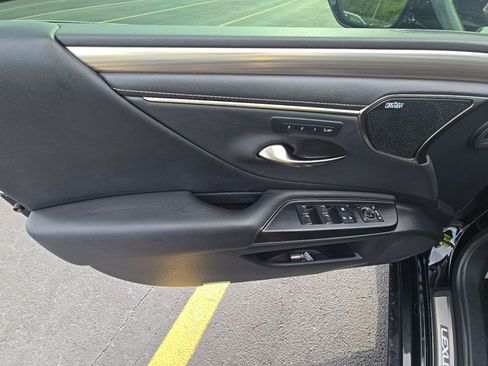 Used 2021 Lexus ES 350 F Sport w/ Accessory Package 2 FWD image 8