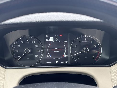 Used 2020 Land Rover Range Rover Velar R-Dynamic S image 13