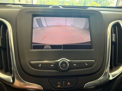 Certified 2024 Chevrolet Equinox LT AWD/4WD image 18